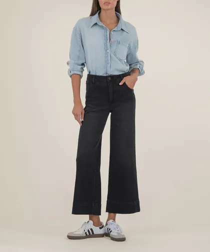 Jeans & Denim at Pieces of a Dream